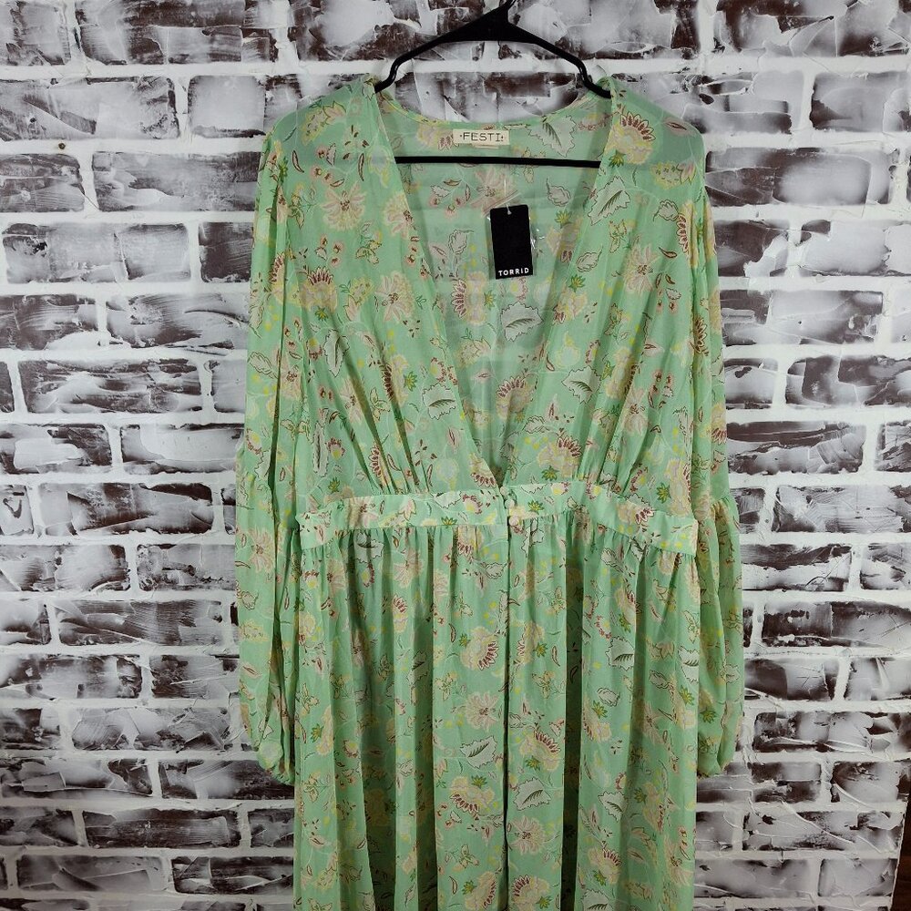 New Torrid Festi 1X Swirl Jaco Hemlock Green Dress Kimono Semi Sheer Boho